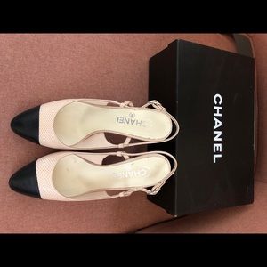 NIB Chanel CC Cap Toe Slingback Pump 40 US 9 or 10